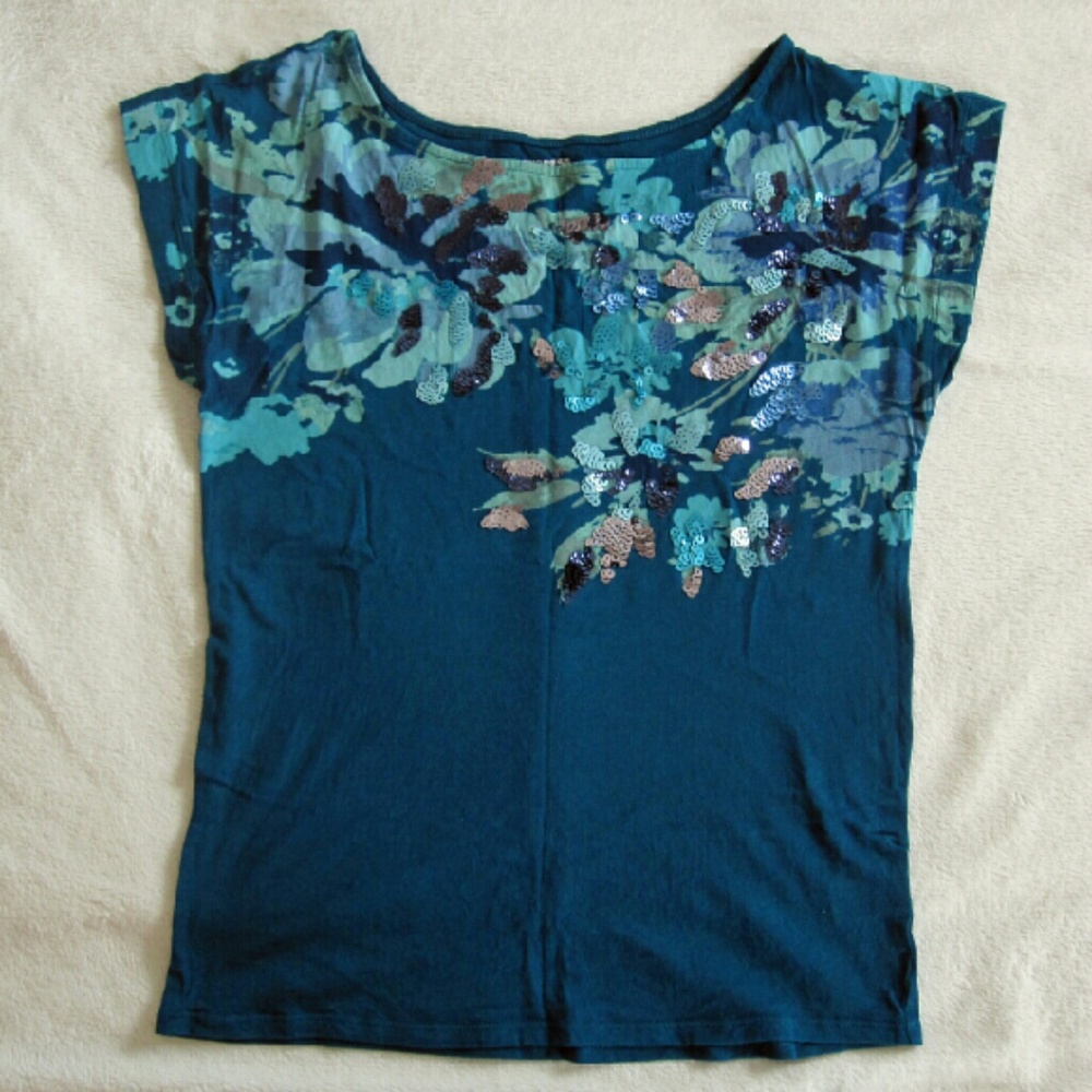 EXPRESS Sequin Embellished T-Shirt Floral Pattern